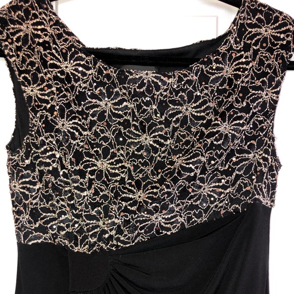 Connected Apparel Floor Length Black and Gold Dress Size 8P with Tags - Picture 2 of 4